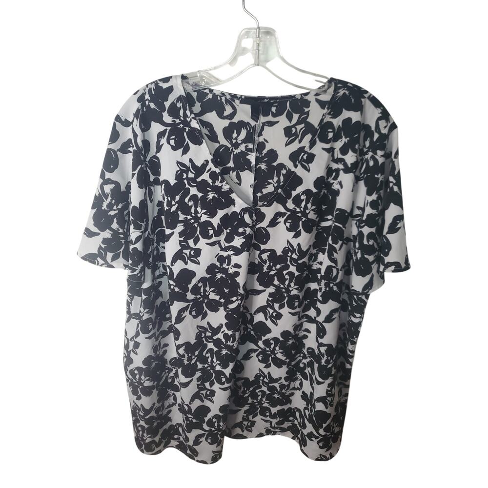 Lane Bryant Black/White Floral V-Neck Blouse, 22/24
